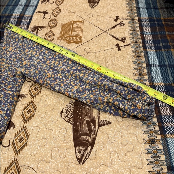 Sky And Sparrow Ditsy Open Back
Babydoll Dress - Picture 10 of 11